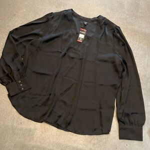 NWT Express Women’s High-low Dress Blouse in Black Size XL